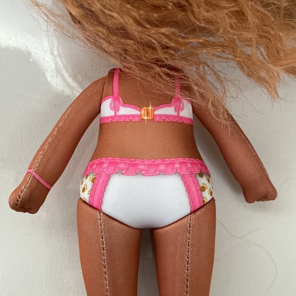 Na! Na! Na! Surprise Teens Slumber Party Fashion Doll 11” tall - Picture 7 of 14